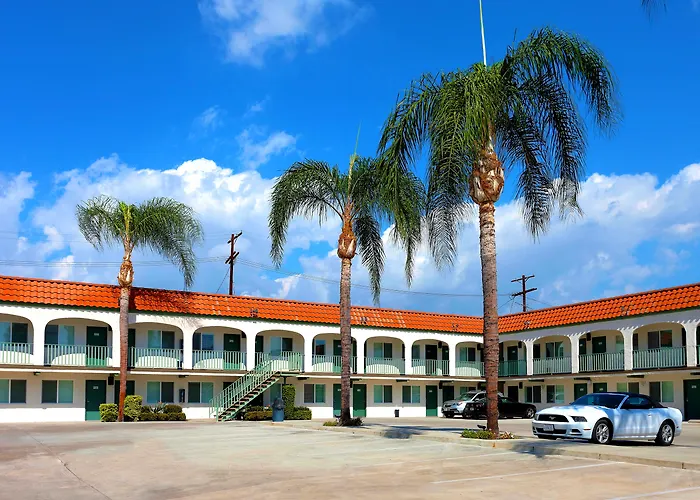Dunes Inn - Sunset (Adults Only)